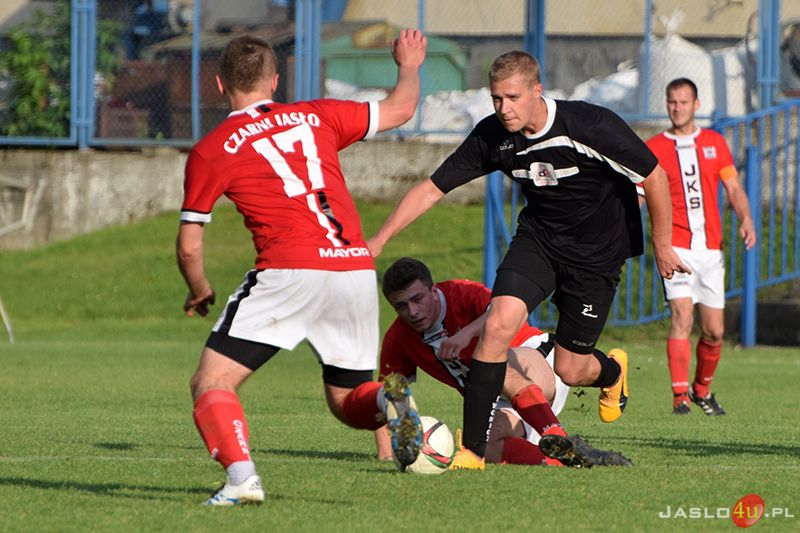 JKS Czarni 1910 Jasło vs LKS Iwonka Iwonicz (3:0)