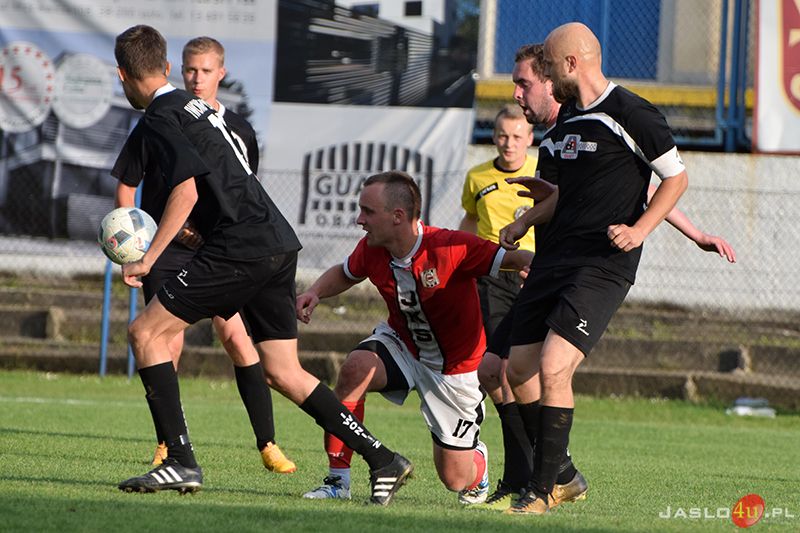 JKS Czarni 1910 Jasło vs LKS Iwonka Iwonicz (3:0)