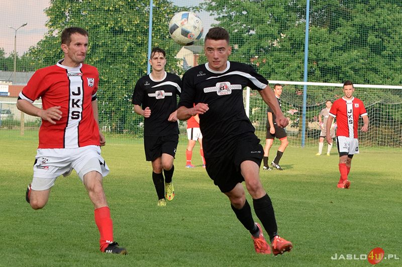 JKS Czarni 1910 Jasło vs LKS Iwonka Iwonicz (3:0)