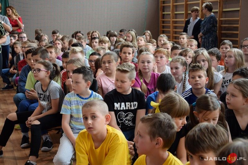 Otwarcie boiska wielofunkcyjnego przy SP nr 4 w Jaśle