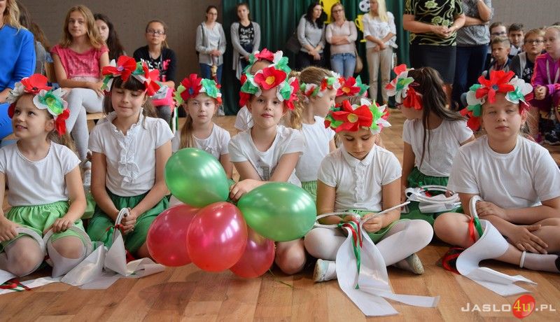 Otwarcie boiska wielofunkcyjnego przy SP nr 4 w Jaśle