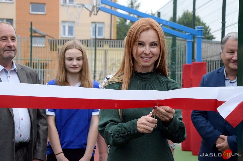 Otwarcie boiska wielofunkcyjnego przy SP nr 4 w Jaśle