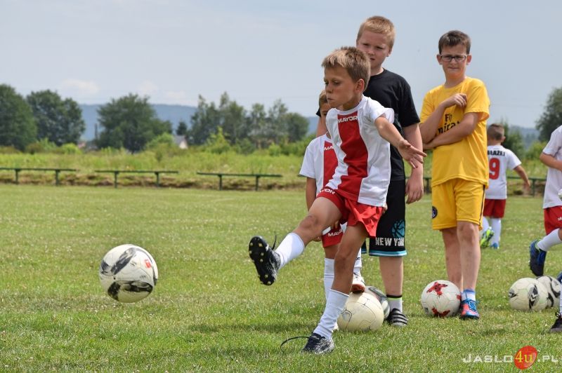 I Urodziny Akademii Piłkarskiej "Wisłoki" Błażkowa
