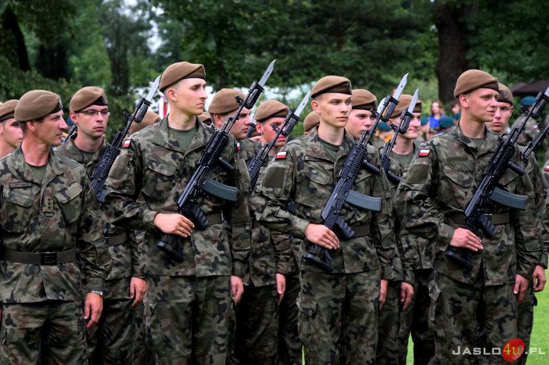 Przysięga żołnierzy 3.Podkarpackiej Brygady Obrony Terytorialnej im. płk. Łukasza Cieplińskiego