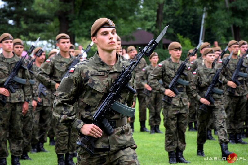 Przysięga żołnierzy 3.Podkarpackiej Brygady Obrony Terytorialnej im. płk. Łukasza Cieplińskiego