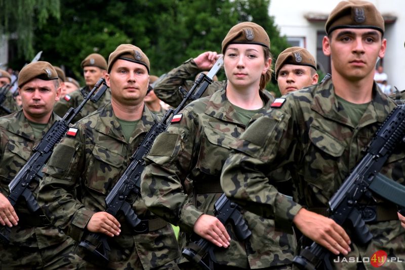 Przysięga żołnierzy 3.Podkarpackiej Brygady Obrony Terytorialnej im. płk. Łukasza Cieplińskiego