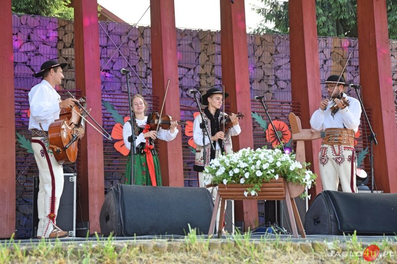 XV Międzynarodowy Festiwal Folkloru Karpat