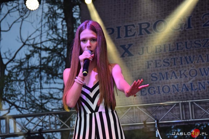 Koncert Roksany Węgiel (Tarnowiec - X Festiwal Smaków Regionalnych "Pierogi")