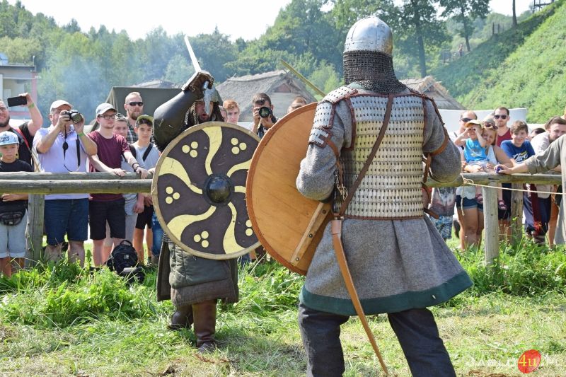 VIII Festiwal Archeologiczny "Dwa Oblicza" w Karpackiej Troi
