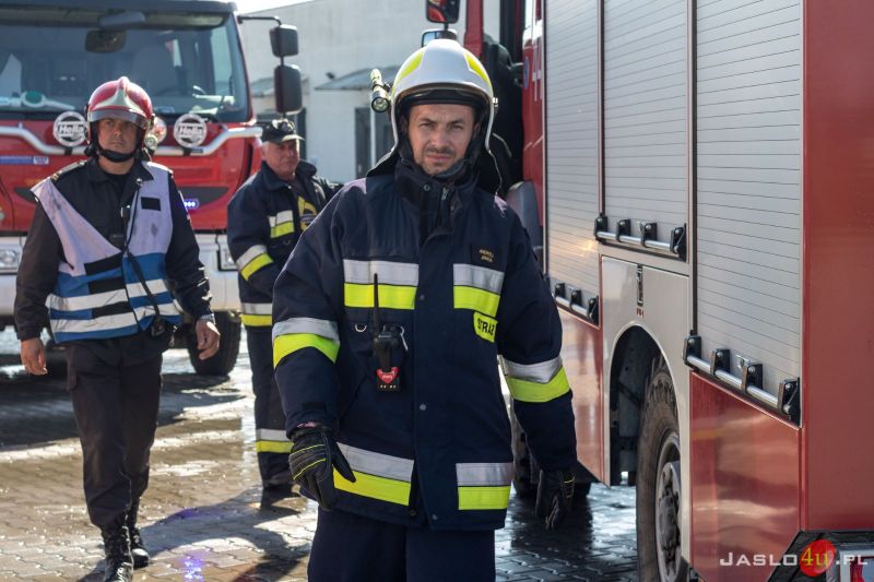 Ćwiczenia strażaków w Nowym Stylu