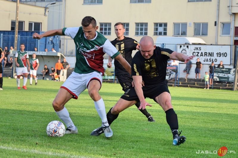 JKS Czarni 1910 Jasło vs Partyzant Targowiska (0:4)