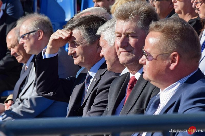 Otwarcie stadionu lekkoatletycznego w Trzcinicy