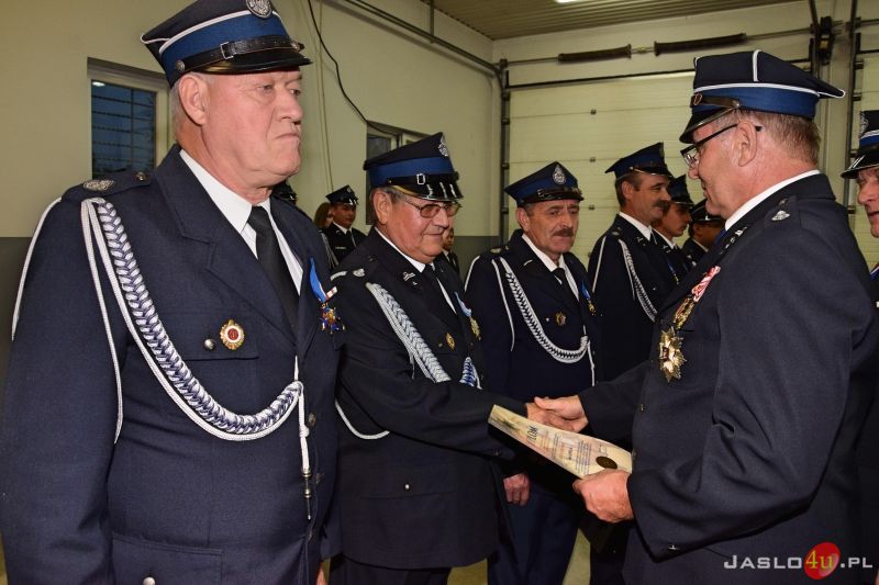 Przekazanie sprzętu dla OSP Trzcinica