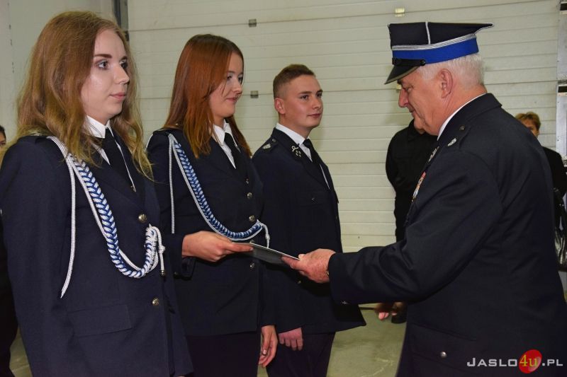 Przekazanie sprzętu dla OSP Trzcinica