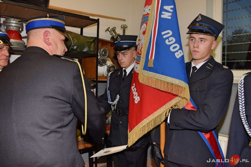 Przekazanie sprzętu dla OSP Trzcinica