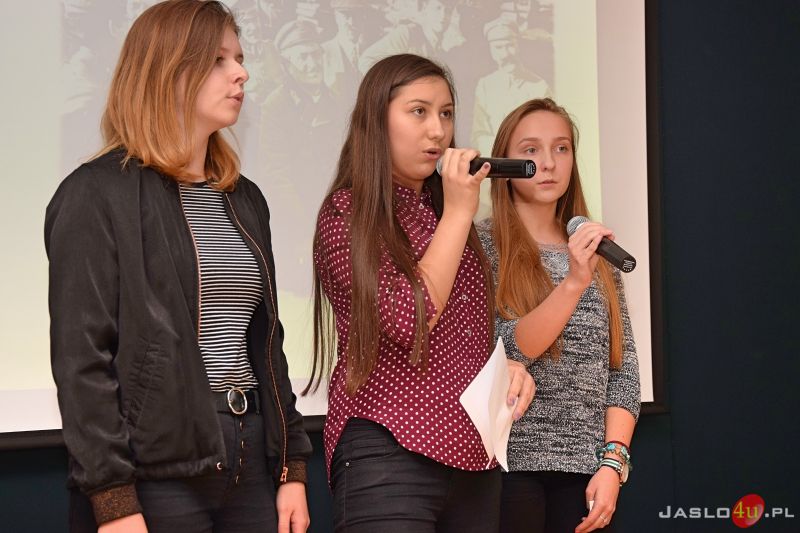 "Droga do niepodległości" - konkurs w Zespole Szkół nr 4 w Jaśle