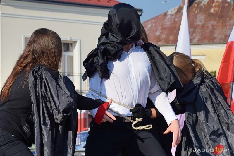 "Dzień dla Niepodległej" na jasielskim rynku