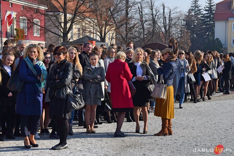 "Dzień dla Niepodległej" na jasielskim rynku