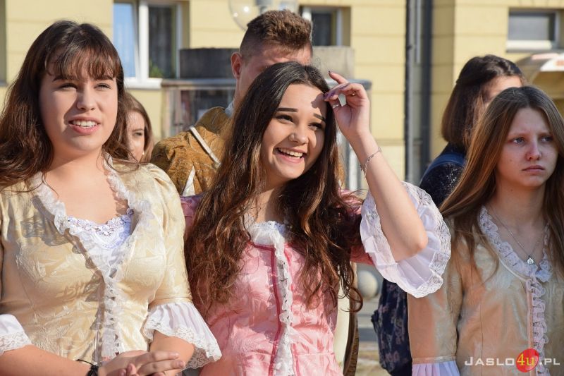 "Dzień dla Niepodległej" na jasielskim rynku