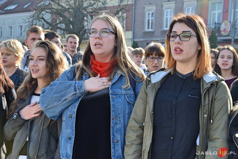 "Dzień dla Niepodległej" na jasielskim rynku