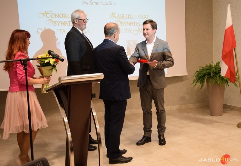 Nadanie tytułów Honorowego i Zasłużonego dla Miasta Jasła