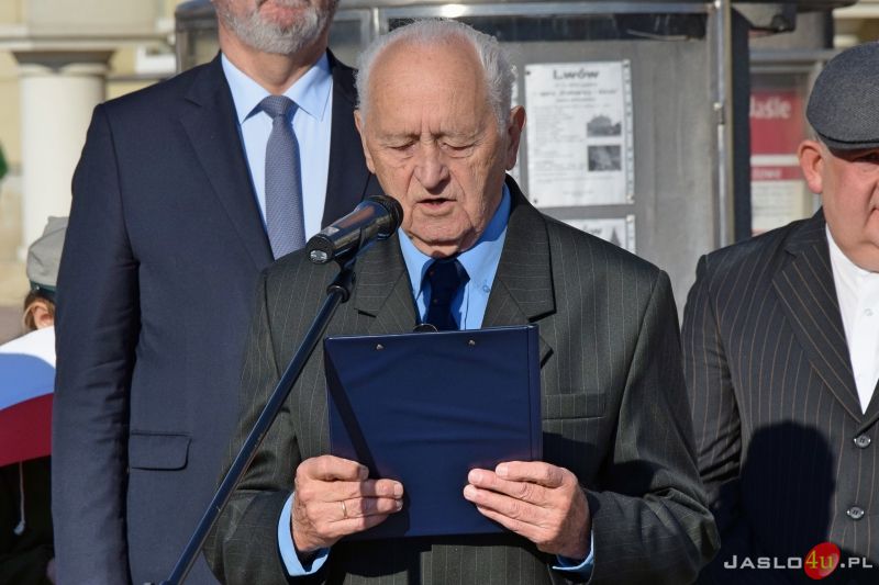 Widowisko plenerowe na jasielskim rynku w rocznicę odzyskania przez Polskę niepodległości