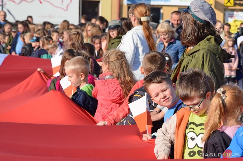 Widowisko plenerowe na jasielskim rynku w rocznicę odzyskania przez Polskę niepodległości