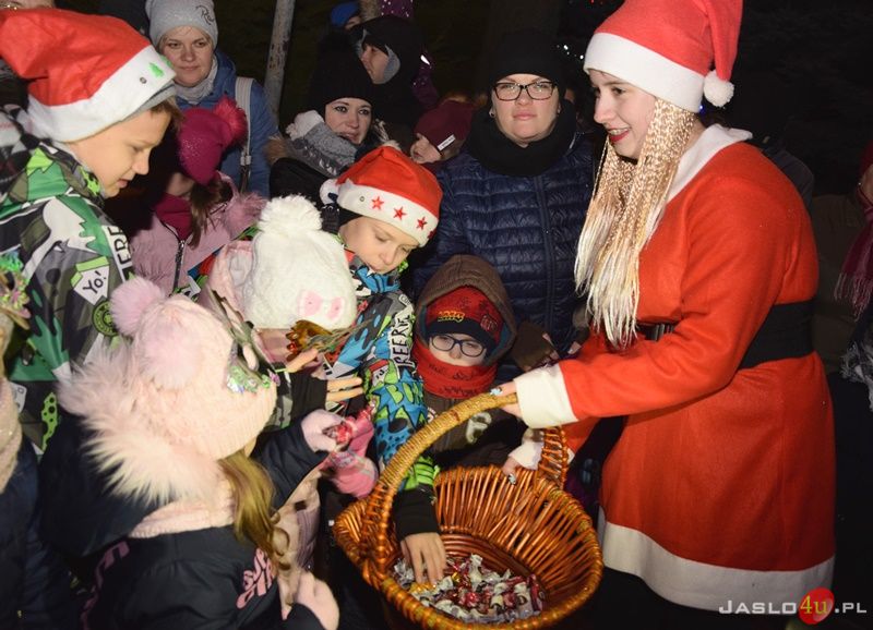 Święty Mikołaj na osiedlu Krasińskiego w Jaśle
