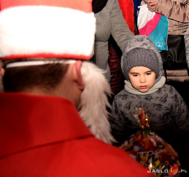 Święty Mikołaj na osiedlu Krasińskiego w Jaśle