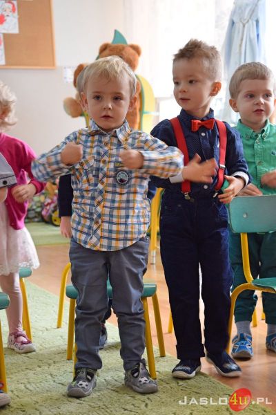 Święty Mikołaj w Przedszkolu Miejskim nr 6 "Pluszowego Misia"