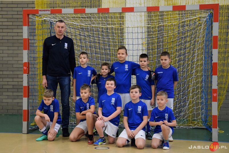 Turniej piłki halowej Tanie Trofea.pl CUP