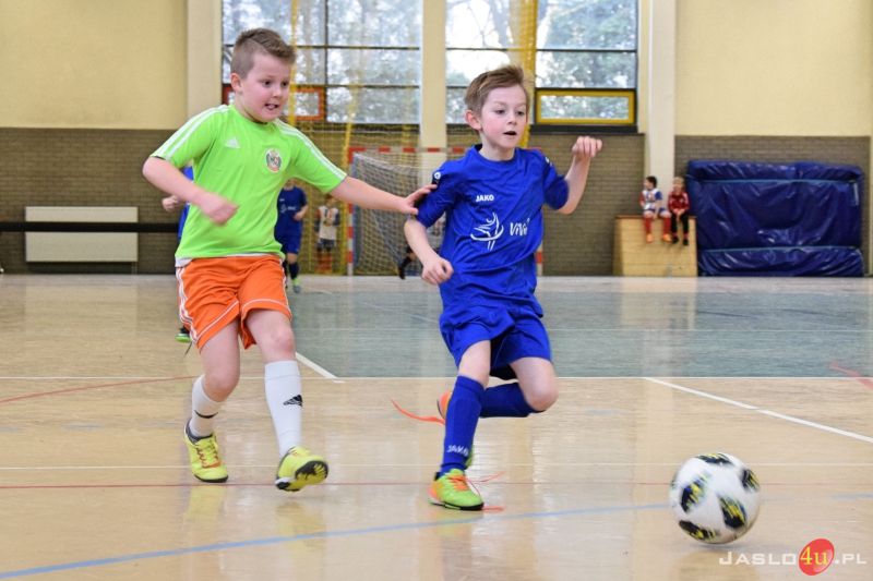 Turniej piłki halowej Tanie Trofea.pl CUP