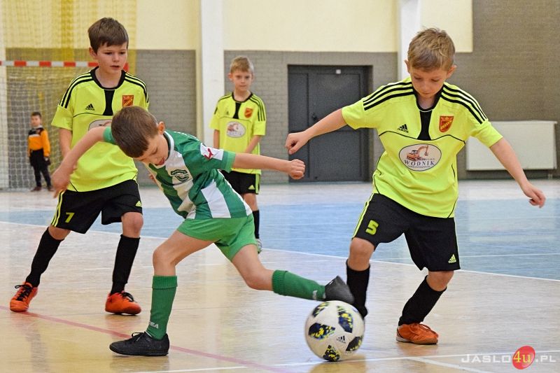 Turniej piłki halowej Tanie Trofea.pl CUP