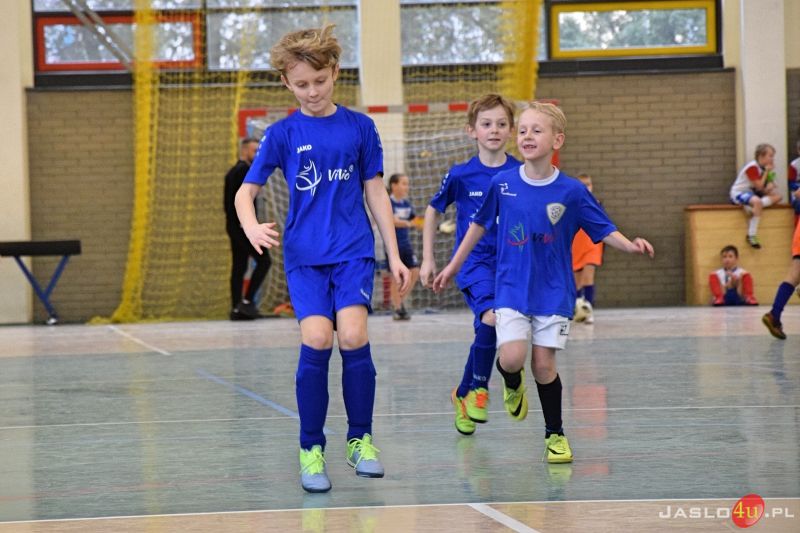 Turniej piłki halowej Tanie Trofea.pl CUP
