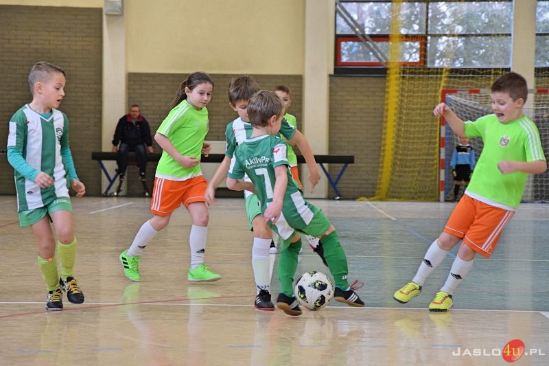 Turniej piłki halowej Tanie Trofea.pl CUP