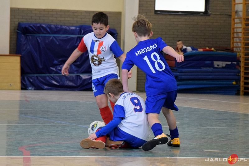 Turniej piłki halowej Tanie Trofea.pl CUP