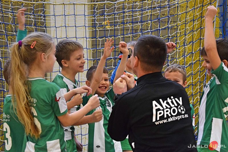 Turniej piłki halowej Tanie Trofea.pl CUP
