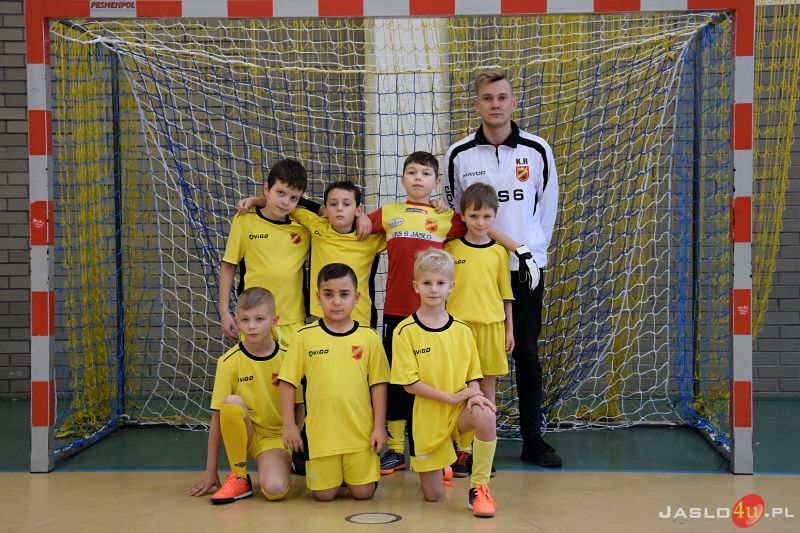 Turniej piłki halowej Tanie Trofea.pl CUP