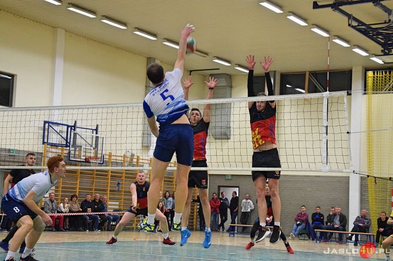 MKS "MOSiR" Jasło vs MKS Wisłok Strzyżów 3:1