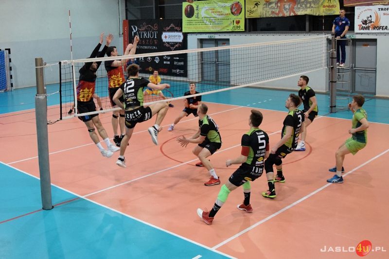MKS "MOSiR" Jasło vs SST Lubcza Racławówka w turnieju o awans do II ligi