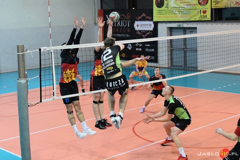 MKS "MOSiR" Jasło vs SST Lubcza Racławówka w turnieju o awans do II ligi