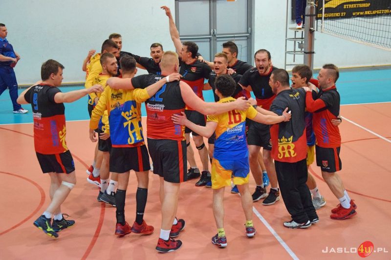 MKS "MOSiR" Jasło vs SST Lubcza Racławówka w turnieju o awans do II ligi
