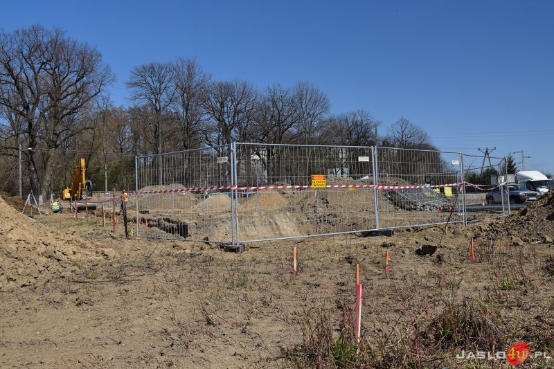 Budowa drogi KG2 (1.04.2019)