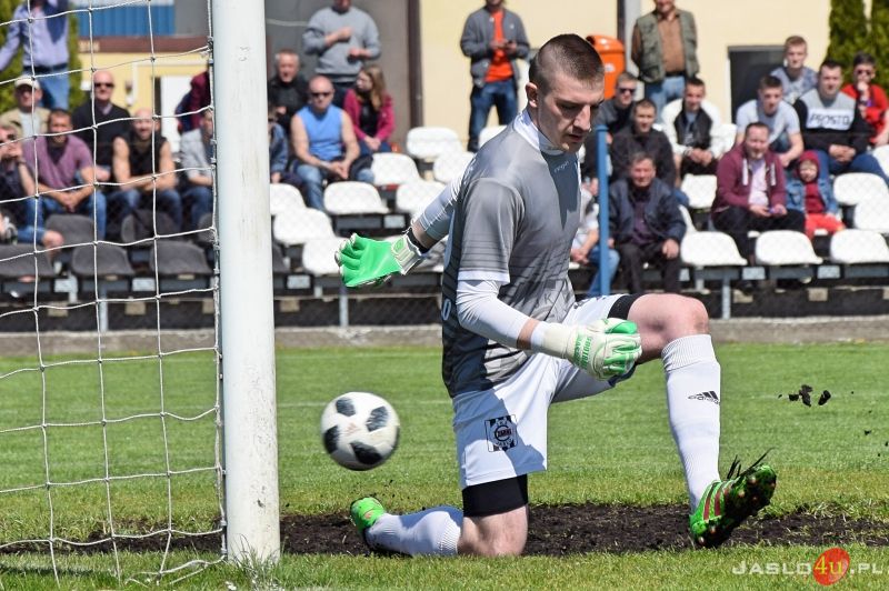 JKS Czarni 1910 Jasło vs GKS Zamczysko Odrzykoń (1:1)