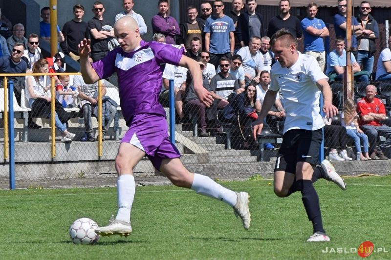 JKS Czarni 1910 Jasło vs GKS Zamczysko Odrzykoń (1:1)