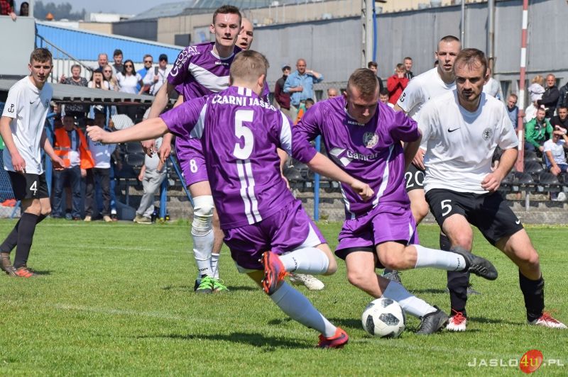 JKS Czarni 1910 Jasło vs GKS Zamczysko Odrzykoń (1:1)