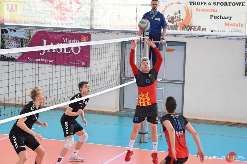 MKS "MOSiR" Jasło vs UKS SMS Wybicki Kielce (2:3)