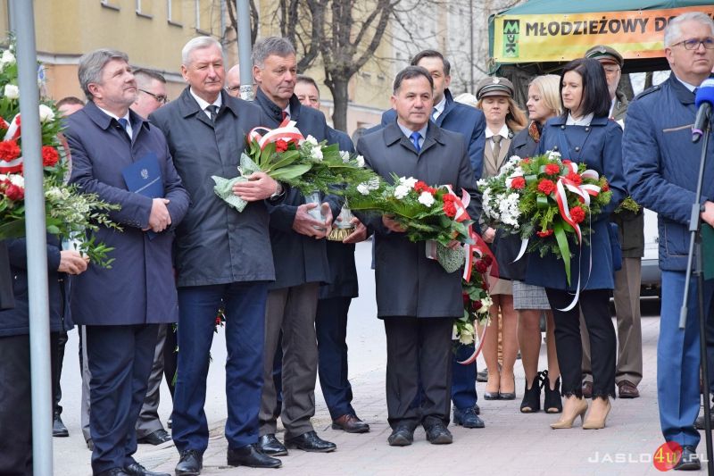 Obchody 79. rocznicy zbrodni katyńskiej i 9. rocznicy katastrofy smoleńskiej