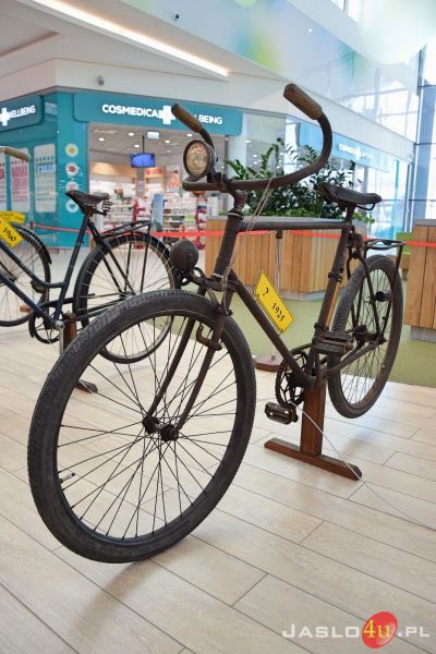 Wystawa zabytkowych rowerów w VIVO! Krosno