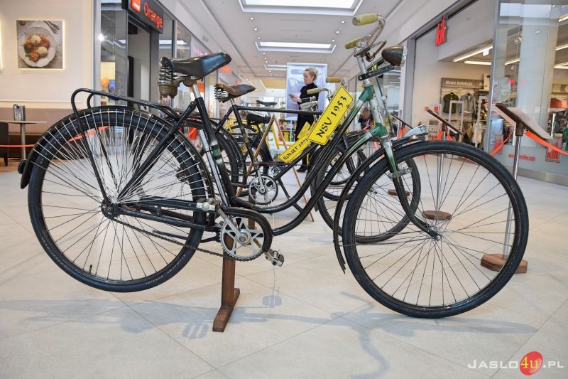 Wystawa zabytkowych rowerów w VIVO! Krosno